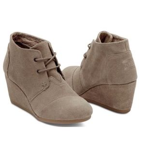 Toms Wedge Booties - 8.5